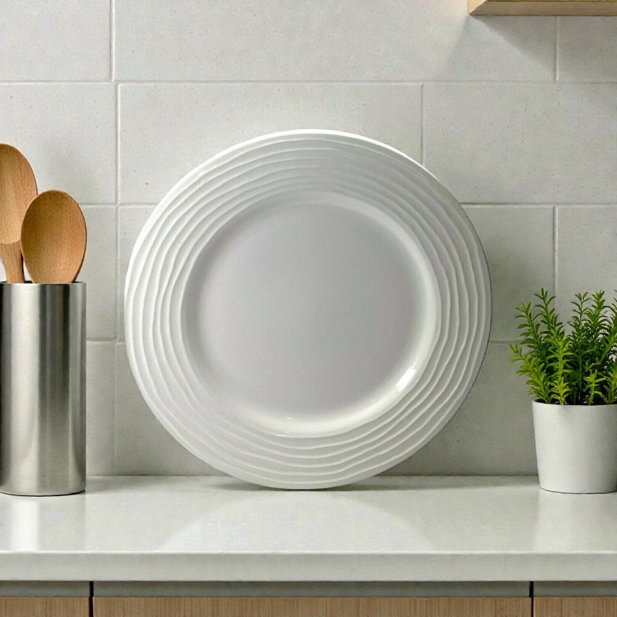 Pier 1 Ashlee Earthenware Set Of 5 Salad Dessert Pates 8 5/8" D White Turkey