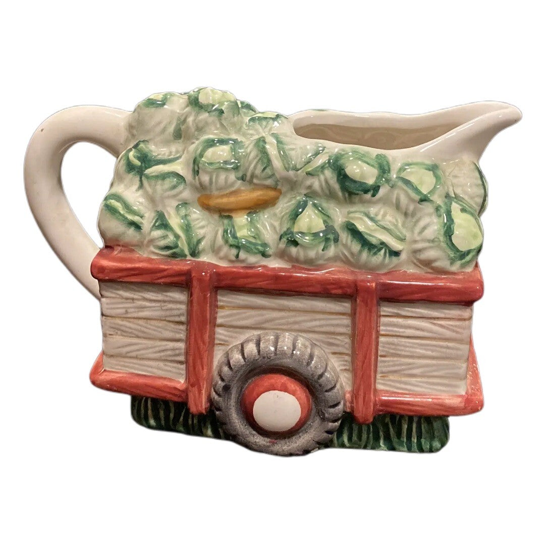 Cracker Barrel 3D Ceramic Creamer Milk 1998