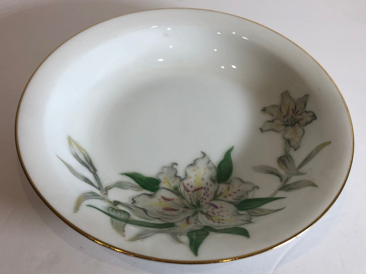 Hira Fairbank fine China Japan Dinnerware Collection