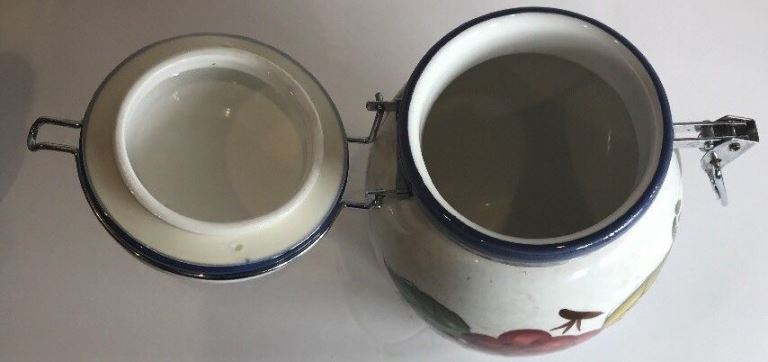 Oneida "VINTAGE FRUIT" Hand Painted Dinnerware Collection