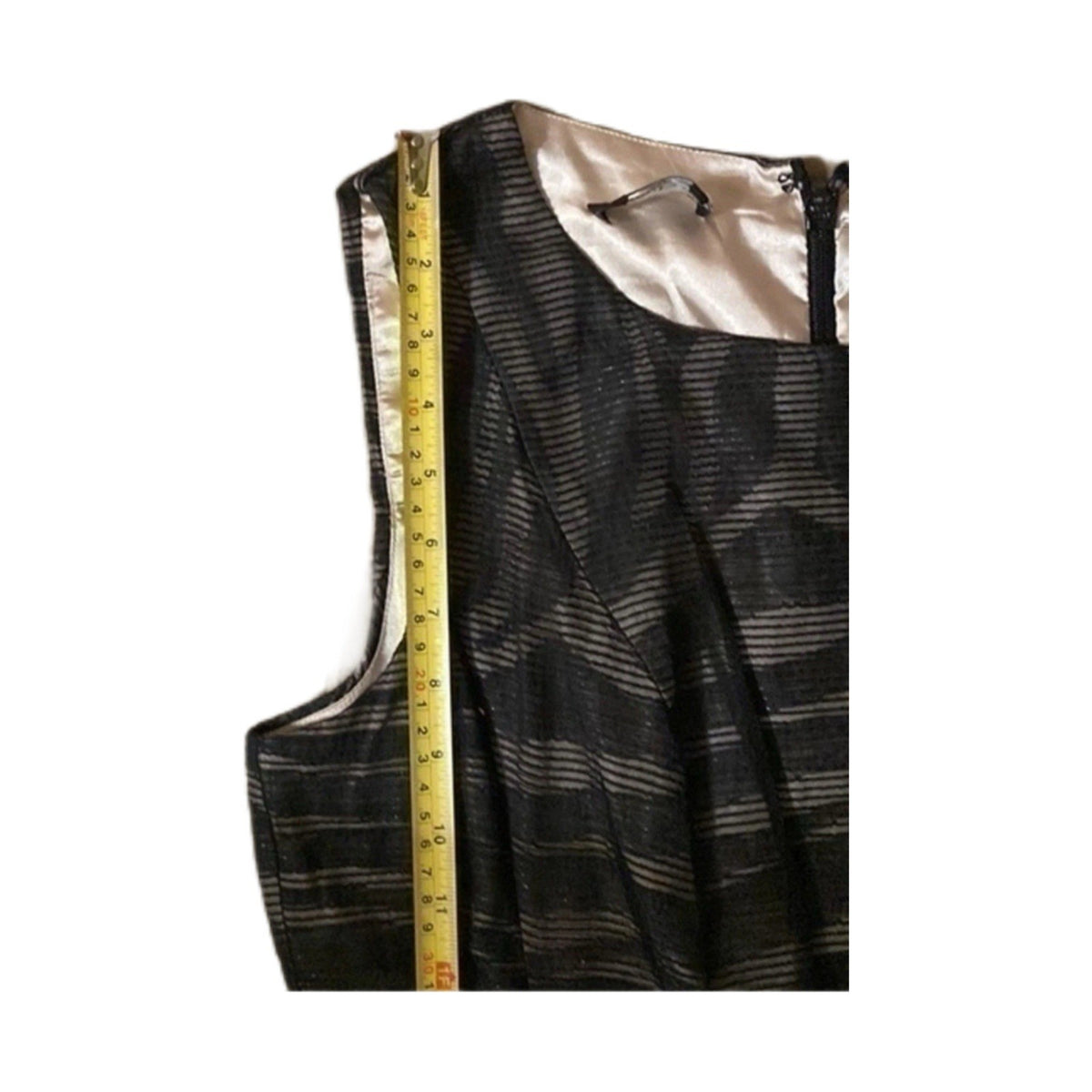 Bebe Sleeveless Fit & Flare Dress Black Gray Animal Print Size 10