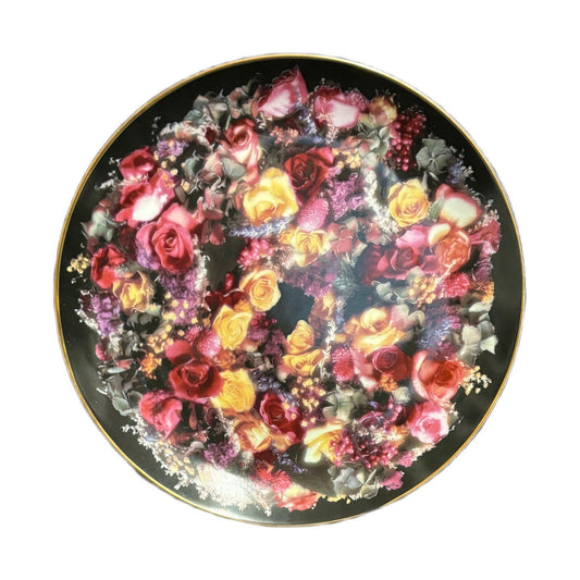 Summer’s Bounty ROSE WREATHS Collectible Floral Plate 1992 E7469 Artaffects LTD